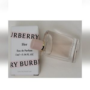 BURBERRY HER EAU DE PARFUM 0.16 oz  MINIATURE DABBER FOR WOMEN